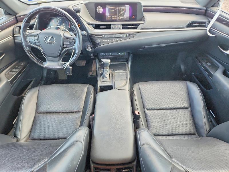 59342636 :رقم المزاد ، 58ABZ1B15KU034381 vin ، 2019 Lexus Es مزاد بيع