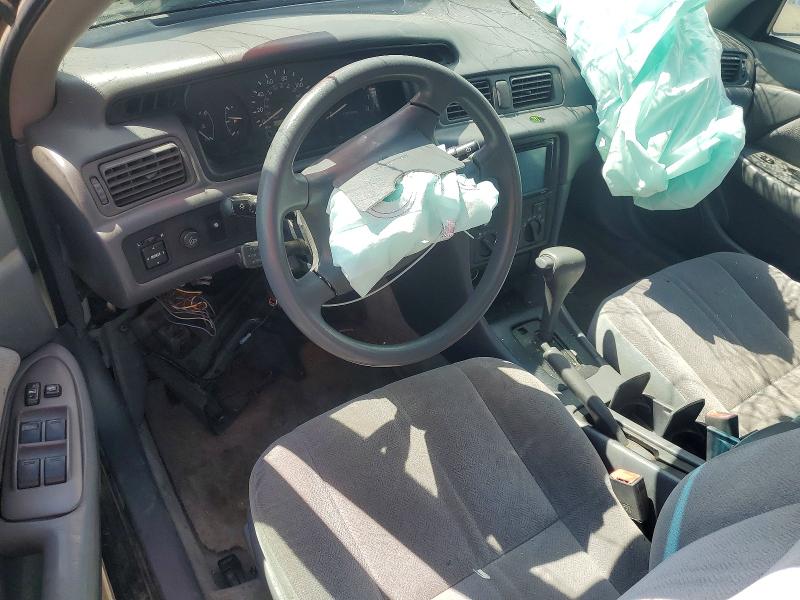 61540836 :رقم المزاد ، 4T1BG22K41U041185 vin ، 2001 Toyota Camry مزاد بيع