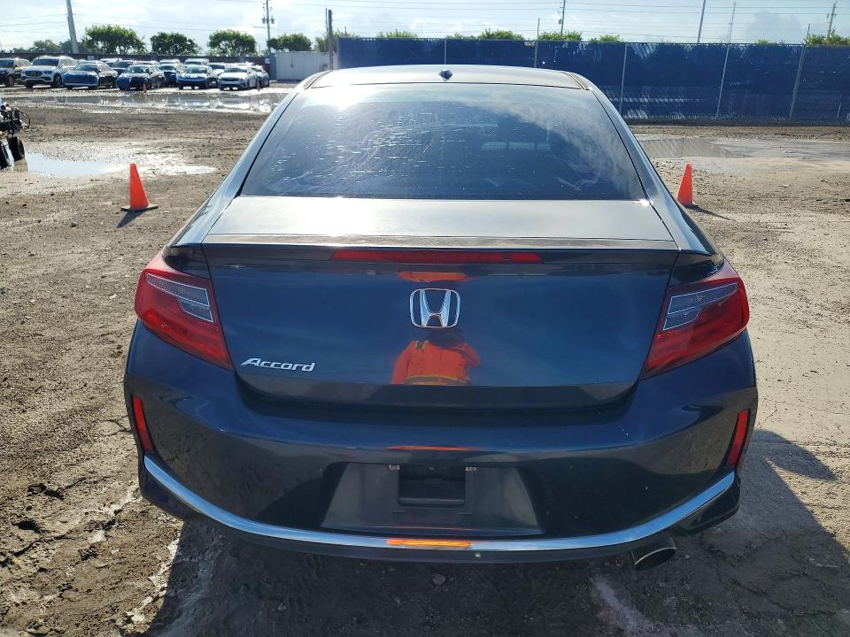 62916196 :رقم المزاد ، 1HGCT1B82GA012511 vin ، 2016 Honda Accord مزاد بيع