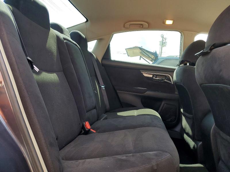 2013 Nissan Altima მანქანა იყიდება აუქციონზე, vin: 1N4AL3AP1DN411706, აუქციონის ნომერი: 61792536