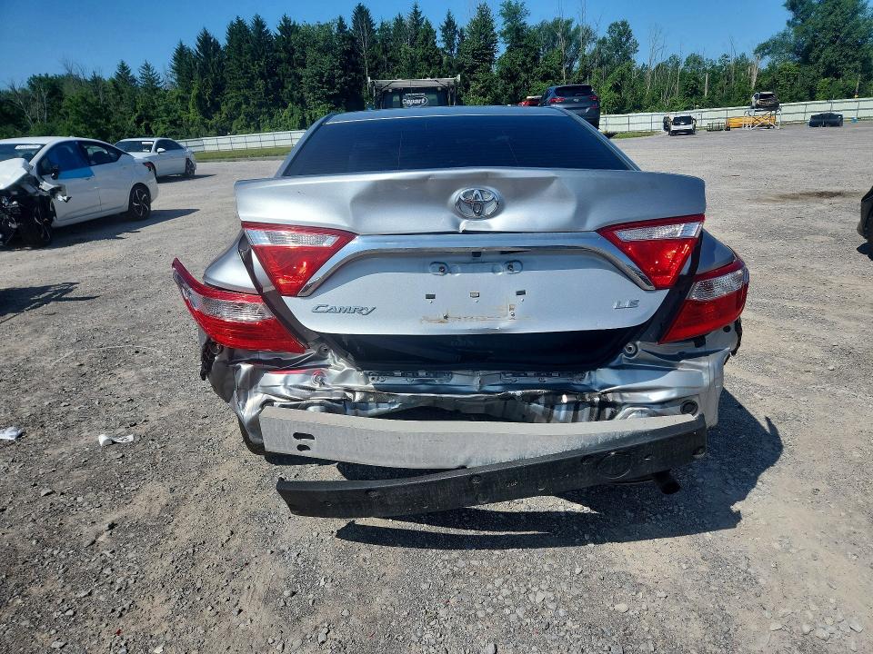 62400676 :رقم المزاد ، 4T1BF1FK4GU570880 vin ، 2016 Toyota Camry مزاد بيع