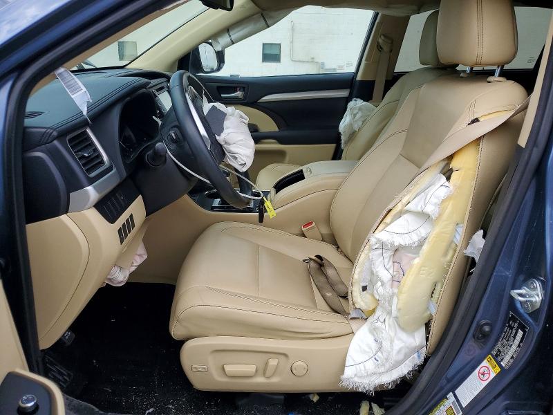 Aukcja sprzedaży 2016 Toyota Highlander, vin: 5TDJKRFH1GS323867, numer aukcji: 61730036