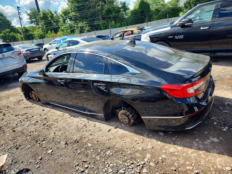 Продаж на аукціоні авто 2018 Honda Accord, vin: 1HGCV1F52JA113050, номер лоту: 60154486
