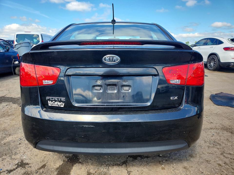 60334346 :رقم المزاد ، KNAFU4A26A5256733 vin ، 2010 Kia Forte مزاد بيع