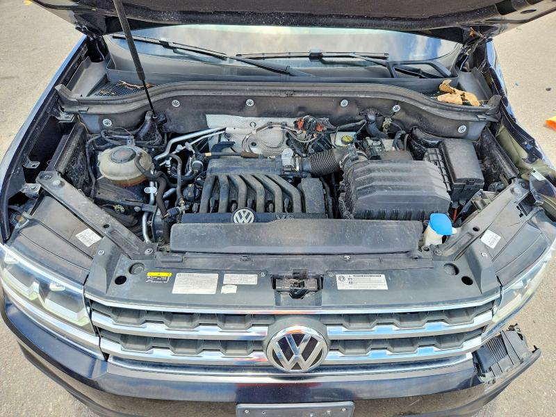 63596006 :رقم المزاد ، 1V2CR2CA1JC570879 vin ، 2018 Volkswagen Atlas مزاد بيع