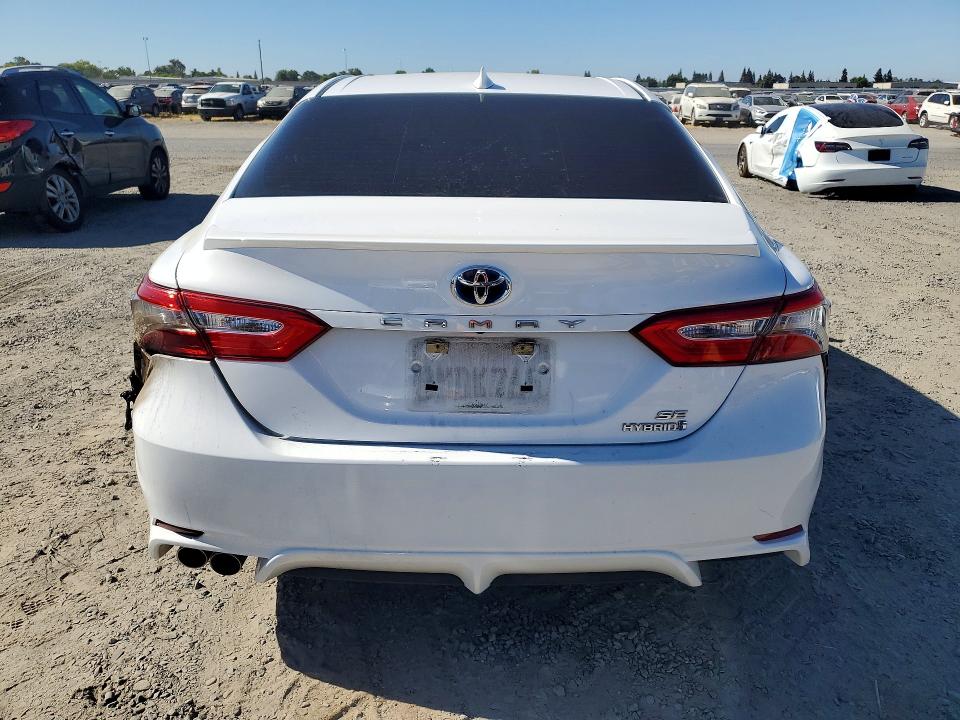 2019 Toyota Camry Hybrid მანქანა იყიდება აუქციონზე, vin: 4T1B21HK8KU520890, აუქციონის ნომერი: 60276616