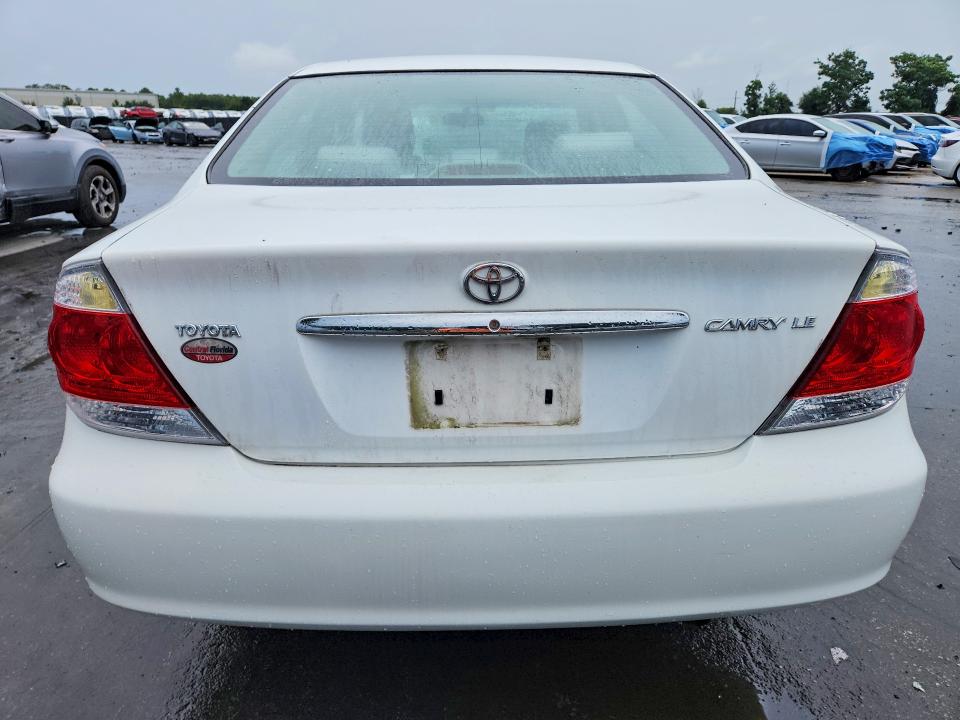 62634496 :رقم المزاد ، 4T1BE32K06U711074 vin ، 2006 Toyota Camry مزاد بيع