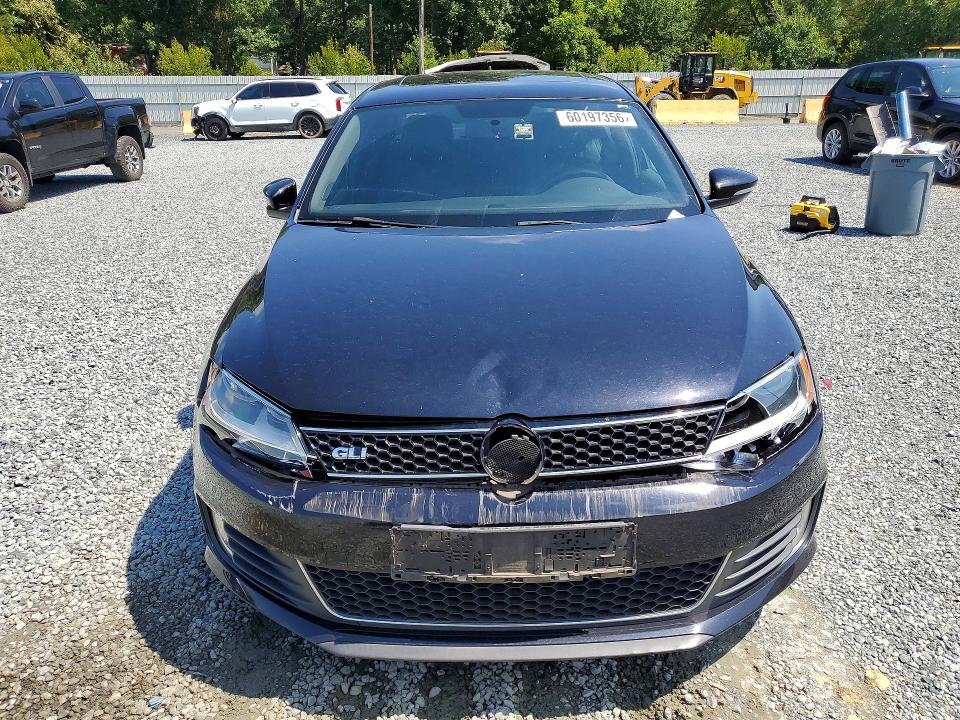 60197356 :رقم المزاد ، 3VW4A7AJ7DM264217 vin ، 2013 Volkswagen Jetta مزاد بيع