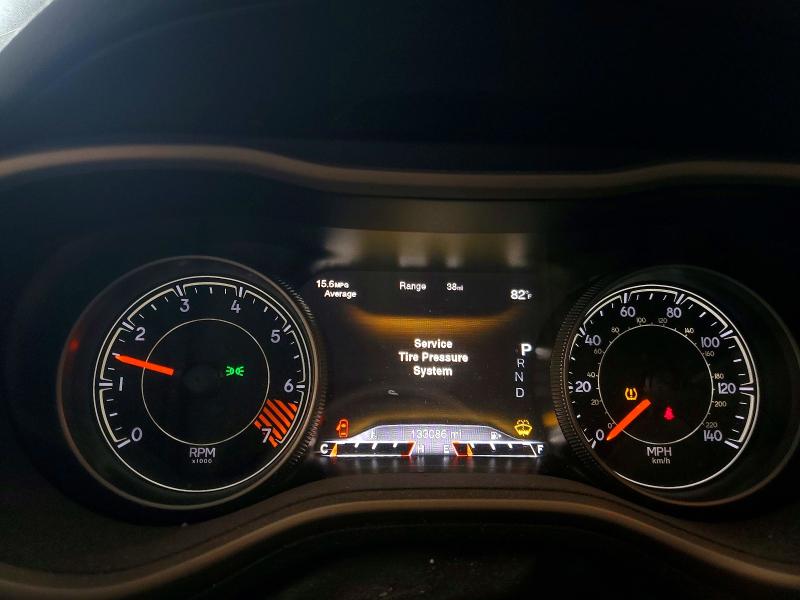 61227936 :رقم المزاد ، 1C4PJMDB5FW743015 vin ، 2015 Jeep Cherokee مزاد بيع
