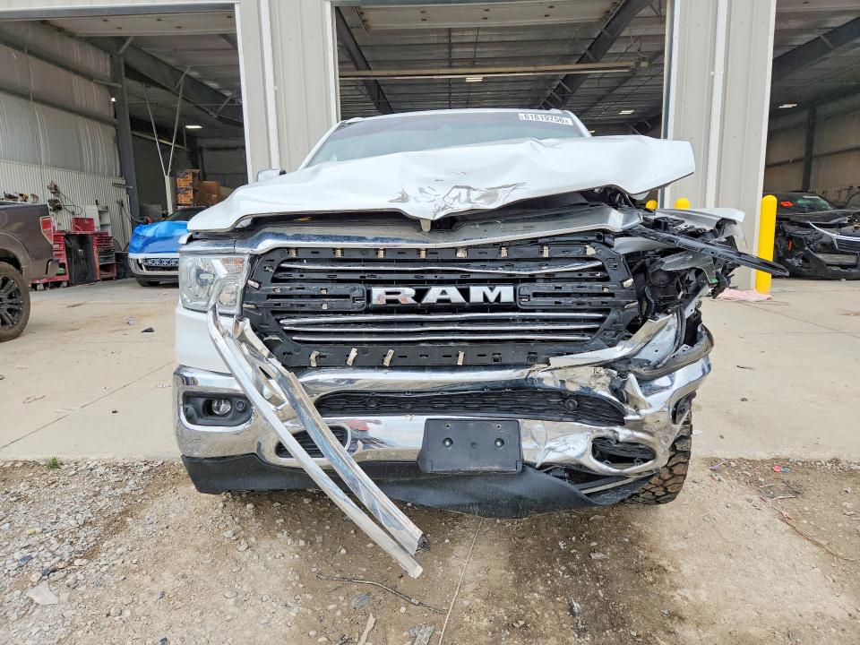 61619756 :رقم المزاد ، 1C6SRFRT7NN226519 vin ، 2022 Ram 1500 مزاد بيع