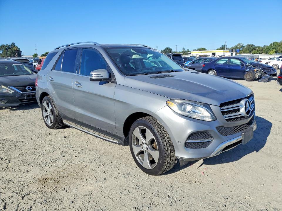 61382316 :رقم المزاد ، 4JGDA5JB4GA658755 vin ، 2016 Mercedes-benz Gle مزاد بيع