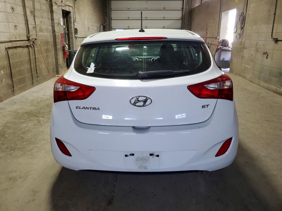 2016 Hyundai Elantra Gt მანქანა იყიდება აუქციონზე, vin: KMHD35LH6GU319277, აუქციონის ნომერი: 62100416