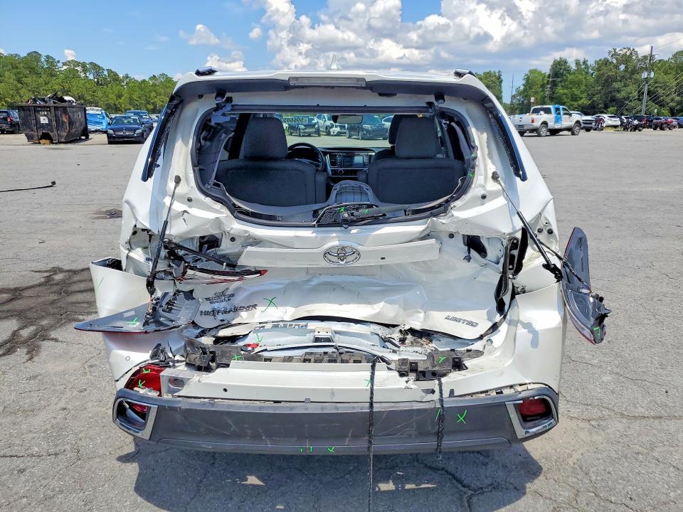 2018 Toyota Highlander მანქანა იყიდება აუქციონზე, vin: 5TDYZRFH9JS273768, აუქციონის ნომერი: 59668526