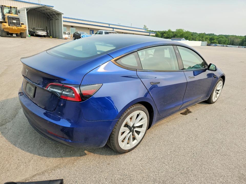 61124976 :رقم المزاد ، 5YJ3E1EA0NF290318 vin ، 2022 Tesla Model 3 مزاد بيع