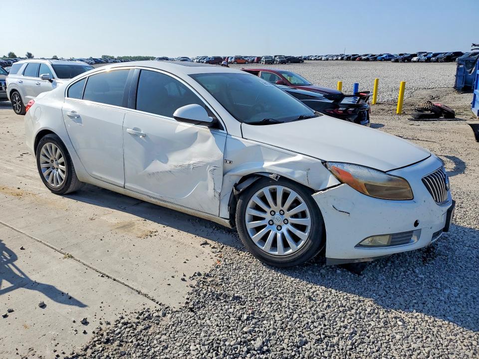 59811406 :رقم المزاد ، W04GP5EC0B1012988 vin ، 2011 Buick Regal مزاد بيع