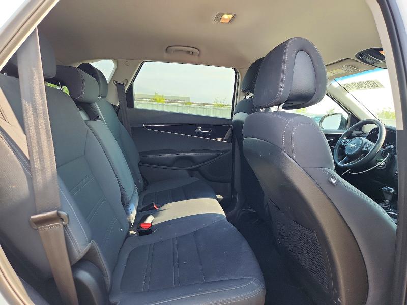 62236246 :رقم المزاد ، 5XYPGDA52HG209676 vin ، 2017 Kia Sorento مزاد بيع