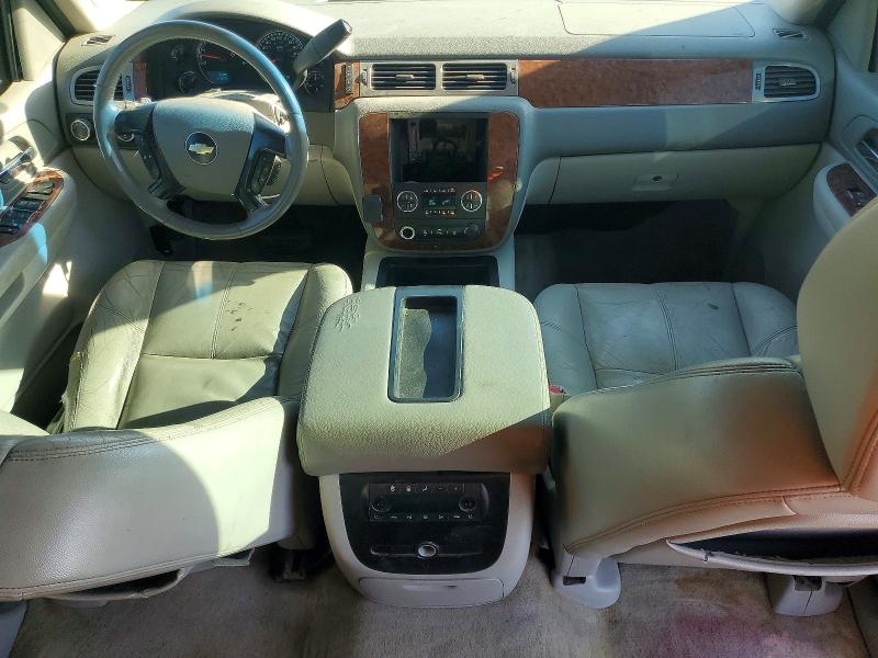 62474626 :رقم المزاد ، 1GNFK16358J116805 vin ، 2008 Chevrolet Suburban مزاد بيع