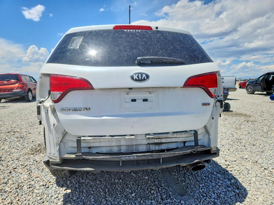 2014 Kia Sorento მანქანა იყიდება აუქციონზე, vin: 5XYKTDA72EG482457, აუქციონის ნომერი: 60465076