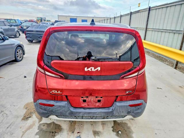 2022 Kia Soul მანქანა იყიდება აუქციონზე, vin: KNDJ23AU4N7168823, აუქციონის ნომერი: 60605556