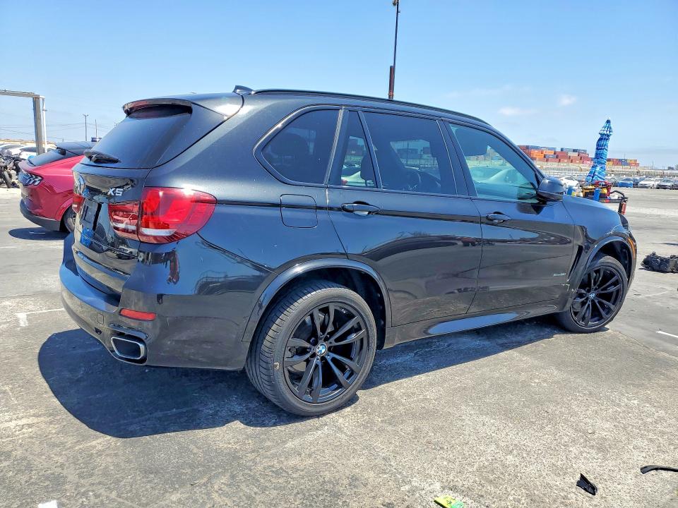 60838246 :رقم المزاد ، 5UXKR2C57J0Z20015 vin ، 2018 Bmw X5 مزاد بيع