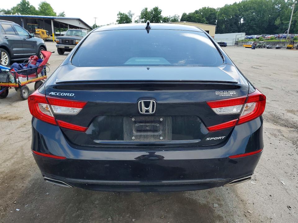 60958276 :رقم المزاد ، 1HGCV1F31NA070633 vin ، 2022 Honda Accord مزاد بيع