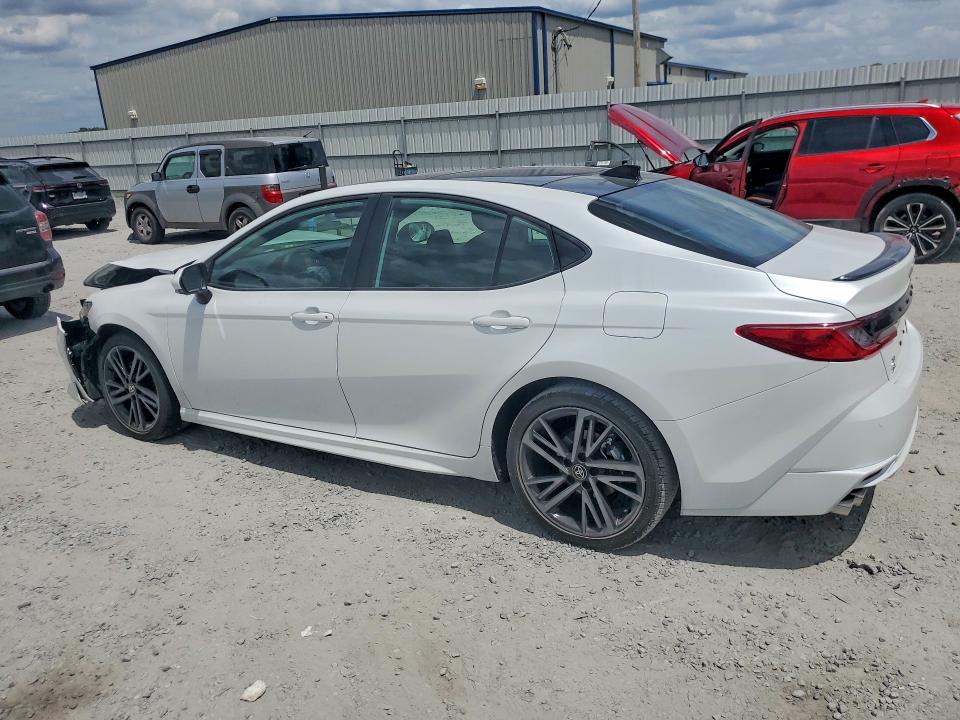 2026 Toyota Camry მანქანა იყიდება აუქციონზე, vin: 4T1DBADK2TU563265, აუქციონის ნომერი: 61881006