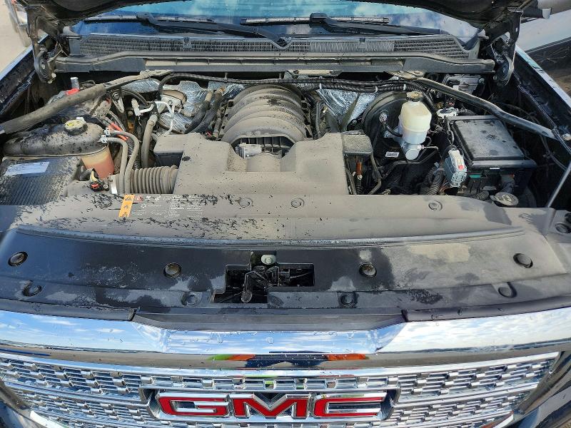 59073156 :رقم المزاد ، 3GTU2PEC8JG142293 vin ، 2018 Gmc Sierra مزاد بيع