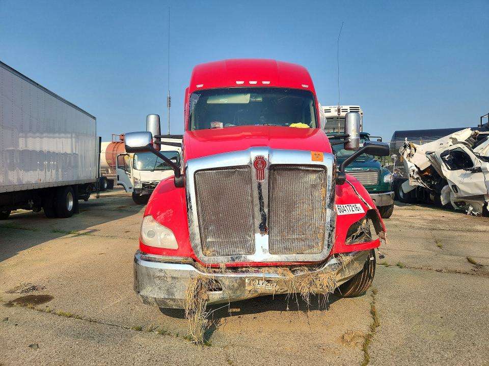 Продаж на аукціоні авто 2020 Kenworth T680, vin: 1XKYD49X3LJ425570, номер лоту: 60417216