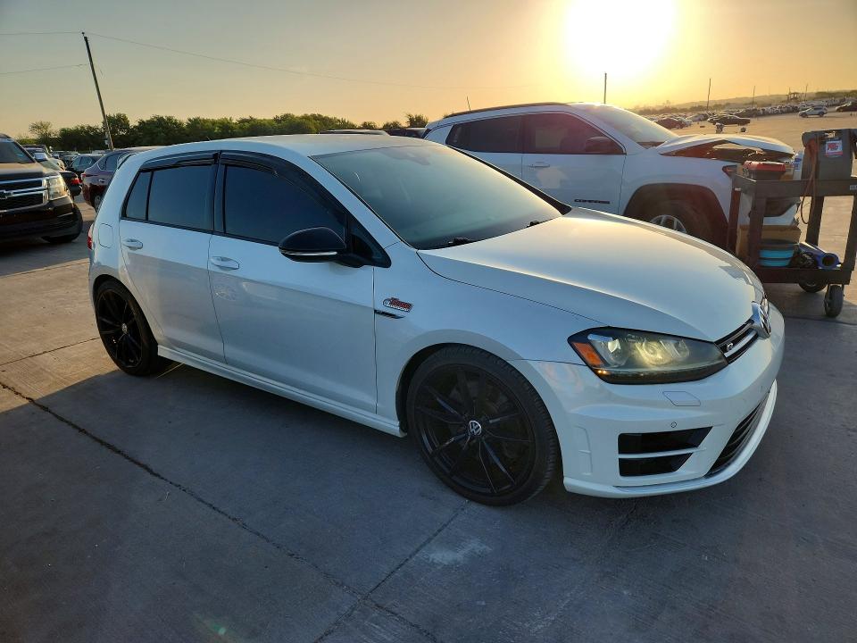 2017 Volkswagen Golf R მანქანა იყიდება აუქციონზე, vin: WVWWF7AU2HW133242, აუქციონის ნომერი: 60643376