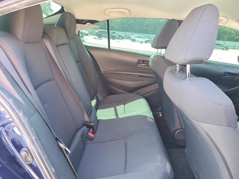 61470046 :رقم المزاد ، JTDEAMDE0NJ040404 vin ، 2022 Toyota Corolla مزاد بيع