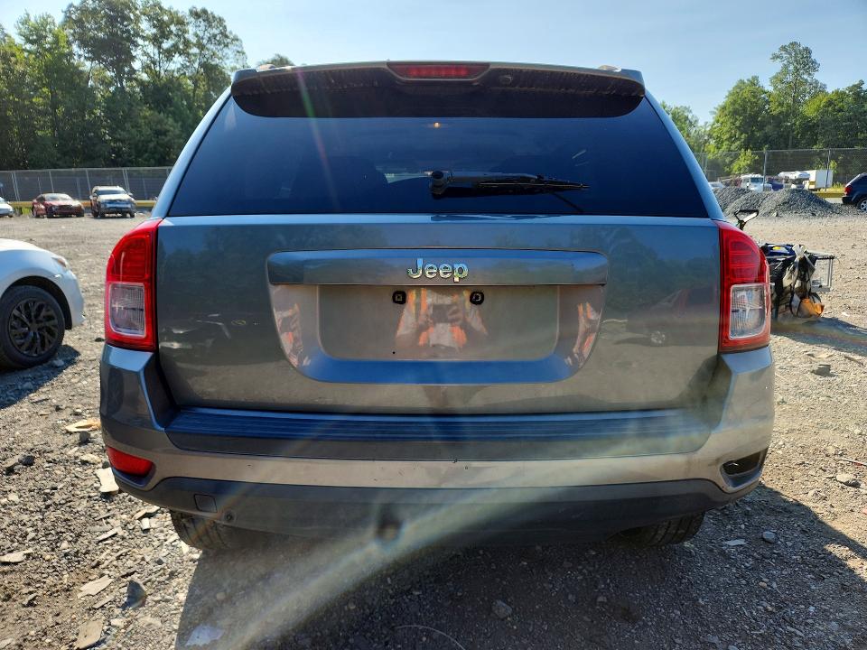 62665796 :رقم المزاد ، 1C4NJCBB8CD520690 vin ، 2012 Jeep Compass مزاد بيع