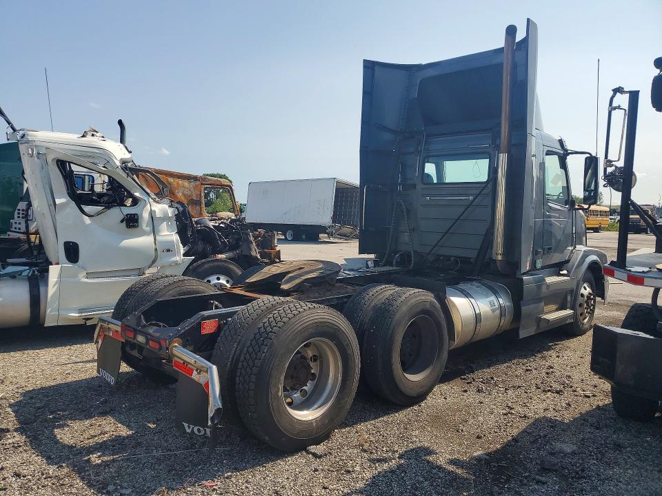 Aukcja sprzedaży 2014 Volvo Vn, vin: 4V4NC9EH9EN173286, numer aukcji: 61906006