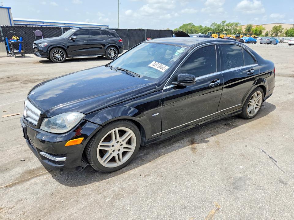 2012 Mercedes-benz C მანქანა იყიდება აუქციონზე, vin: WDDGF4HB6CR224552, აუქციონის ნომერი: 59913086