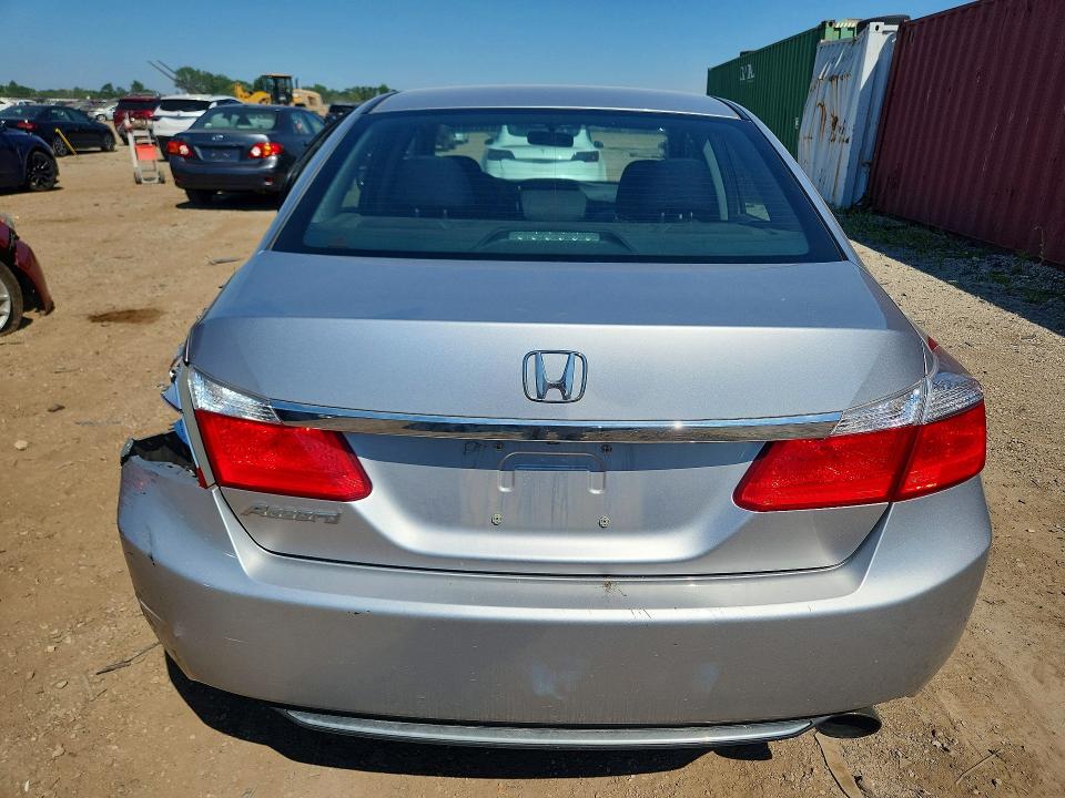 2015 Honda Accord მანქანა იყიდება აუქციონზე, vin: 1HGCR2F38FA160132, აუქციონის ნომერი: 61075616