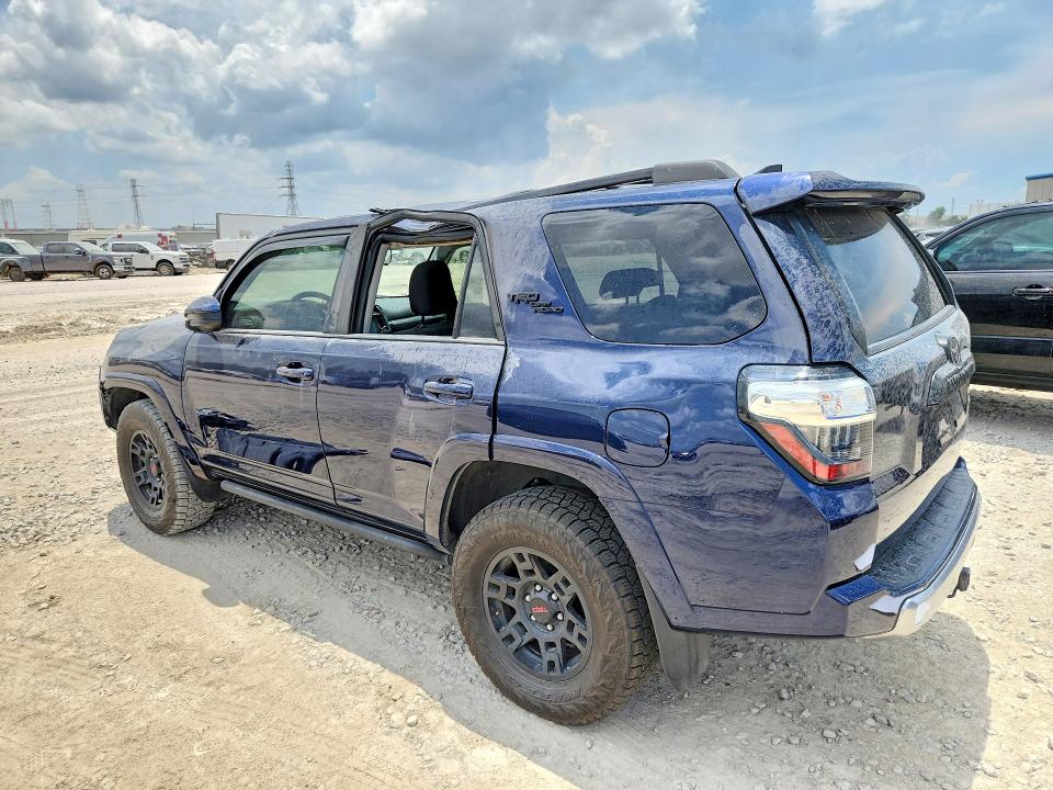 60025776 :رقم المزاد ، JTEPU5JR2R6233428 vin ، 2024 Toyota 4runner مزاد بيع