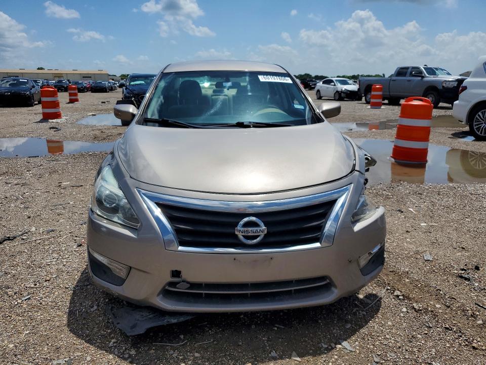 60197806 :رقم المزاد ، 1N4AL3AP2FN322326 vin ، 2015 Nissan Altima مزاد بيع
