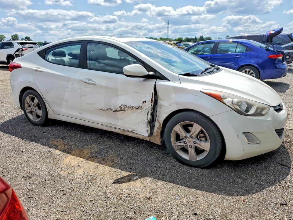 61756966 :رقم المزاد ، 5NPDH4AE5DH438016 vin ، 2013 Hyundai Elantra مزاد بيع