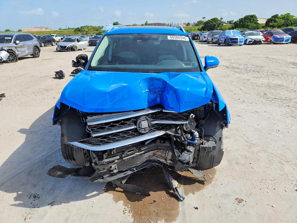 Продаж на аукціоні авто 2022 Volkswagen Taos, vin: 3VV1X7B26NM004289, номер лоту: 60580346