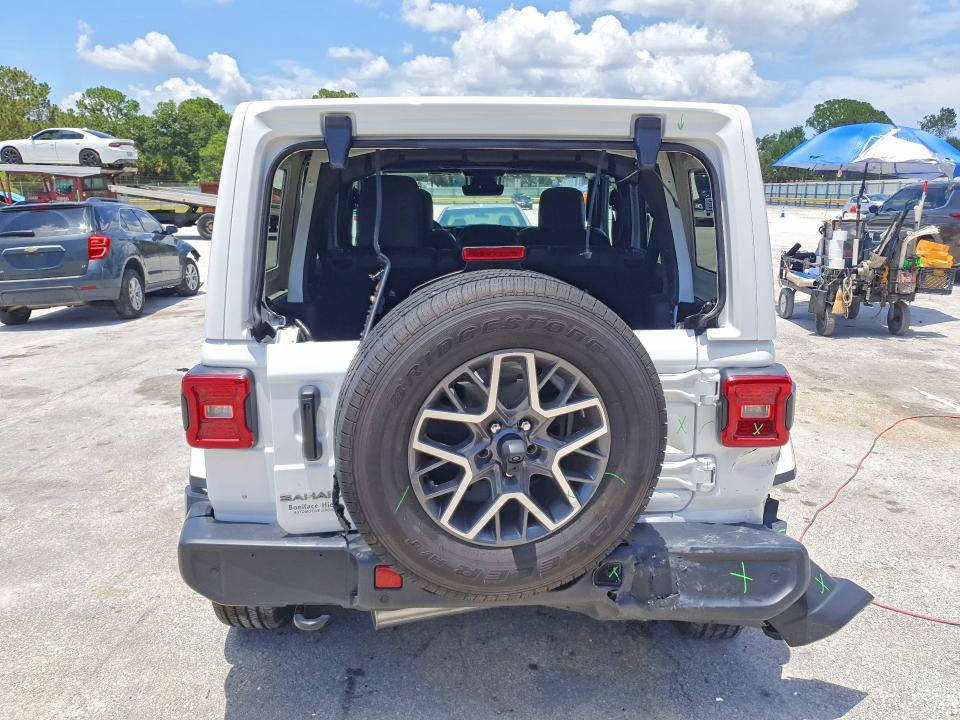 60895646 :رقم المزاد ، 1C4PJXEG9SW624499 vin ، 2025 Jeep Wrangler مزاد بيع