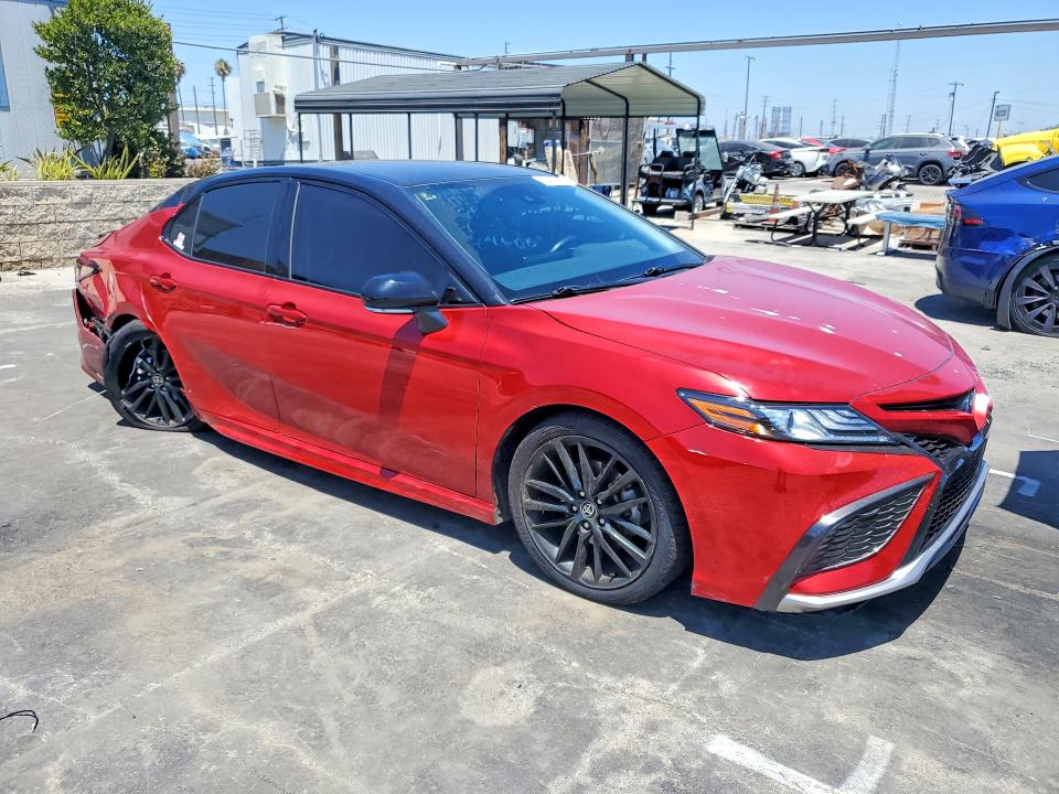 Продаж на аукціоні авто 2022 Toyota Camry, vin: 4T1K31AK2NU037956, номер лоту: 60419216