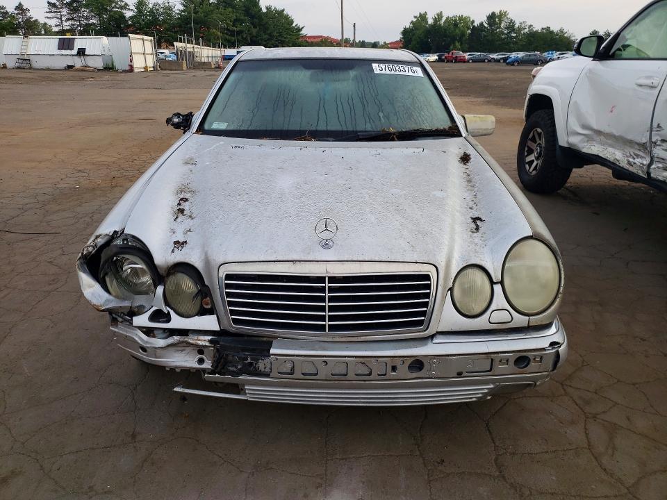 Aukcja sprzedaży 1999 Mercedes-benz E, vin: WDBJF82H7XX014630, numer aukcji: 57603376