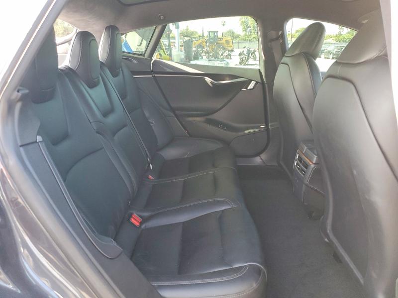 62716866 :رقم المزاد ، 5YJSA1E24MF423869 vin ، 2021 Tesla Model S مزاد بيع