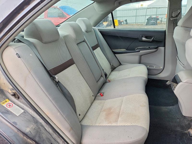 61518556 :رقم المزاد ، 4T1BF1FK3CU045836 vin ، 2012 Toyota Camry مزاد بيع