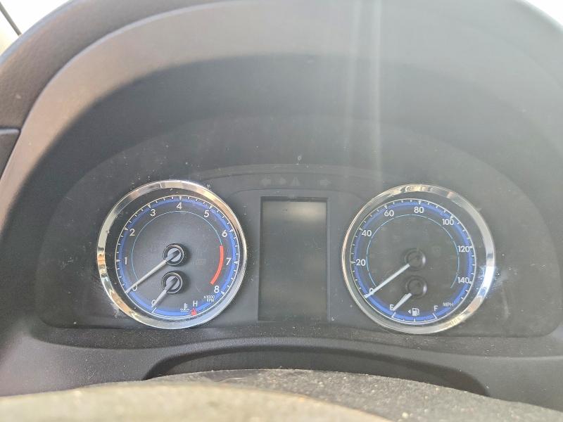 58894126 :رقم المزاد ، 2T1BURHE8JC003219 vin ، 2018 Toyota Corolla مزاد بيع