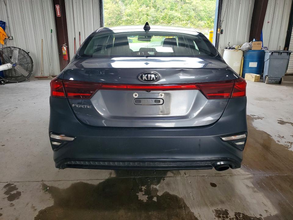 2019 Kia Forte მანქანა იყიდება აუქციონზე, vin: 3KPF24AD6KE103253, აუქციონის ნომერი: 63157576