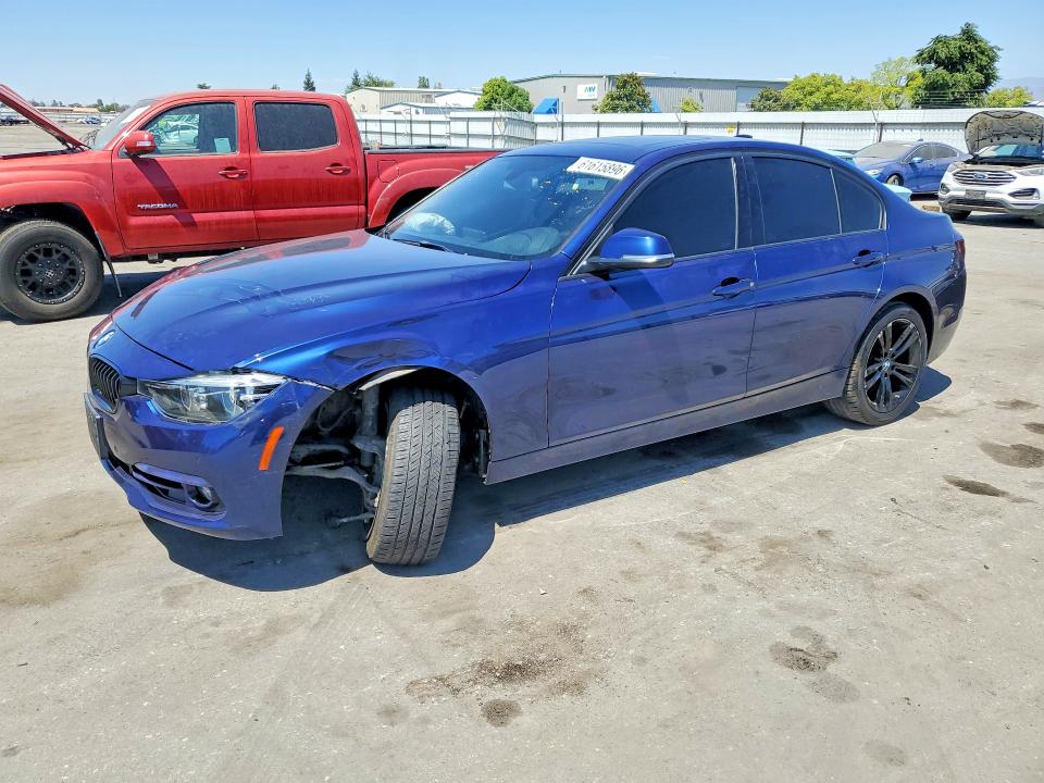 61615896 :رقم المزاد ، WBA8B9G53JNU58359 vin ، 2018 Bmw 330 مزاد بيع