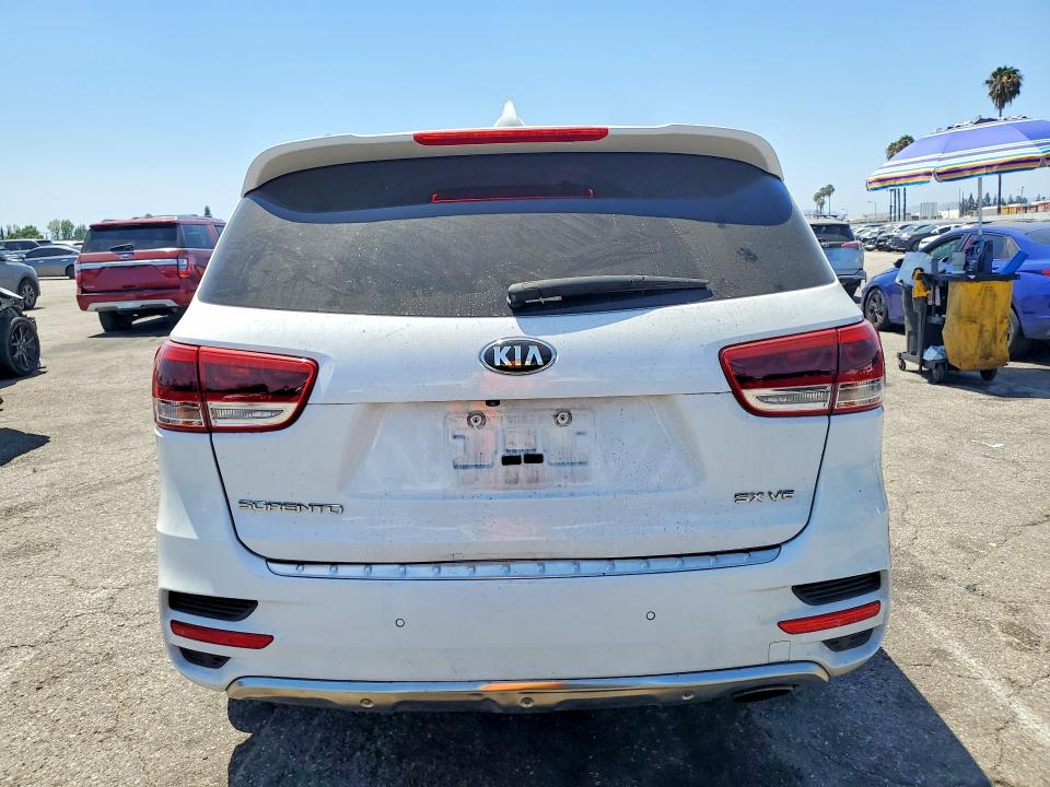 62772996 :رقم المزاد ، 5XYPKDA58GG169522 vin ، 2016 Kia Sorento مزاد بيع