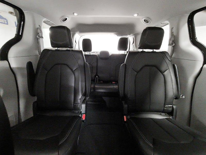 Продажа на аукционе авто 2023 Chrysler Pacifica, vin: 2C4RC3BG9PR554762, номер лота: 62092376
