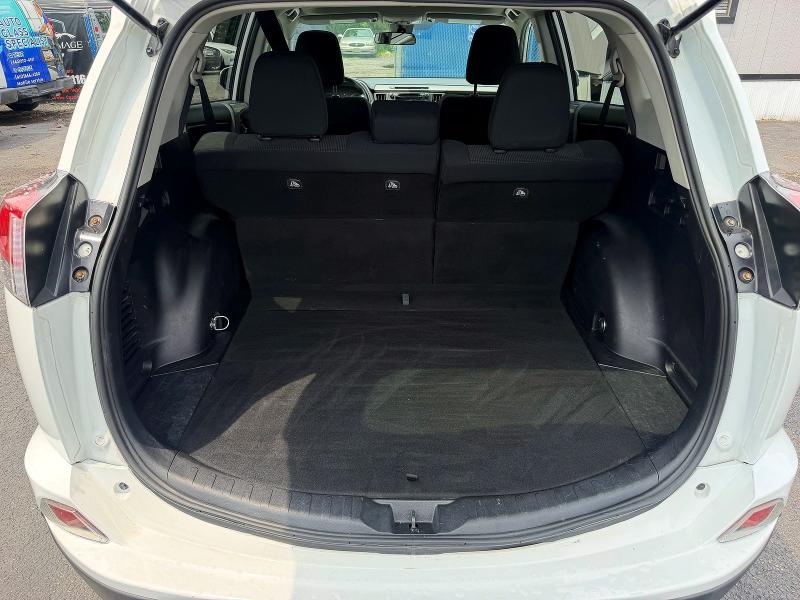 Продаж на аукціоні авто 2018 Toyota Rav4, vin: 2T3WFREV2JW447380, номер лоту: 60225776