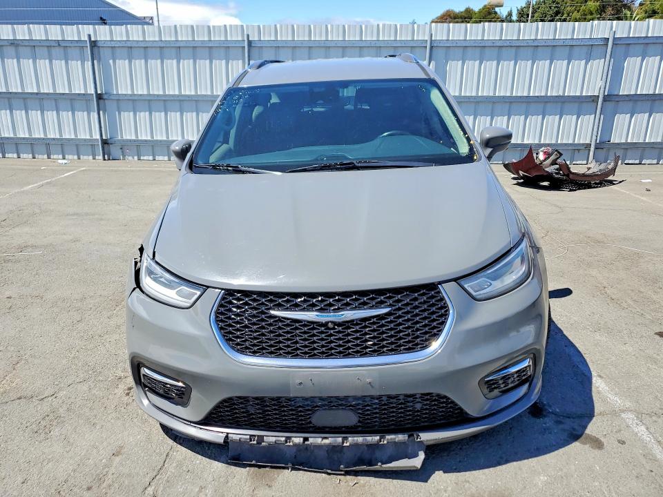 2021 Chrysler Pacifica მანქანა იყიდება აუქციონზე, vin: 2C4RC1L79MR581104, აუქციონის ნომერი: 61631096